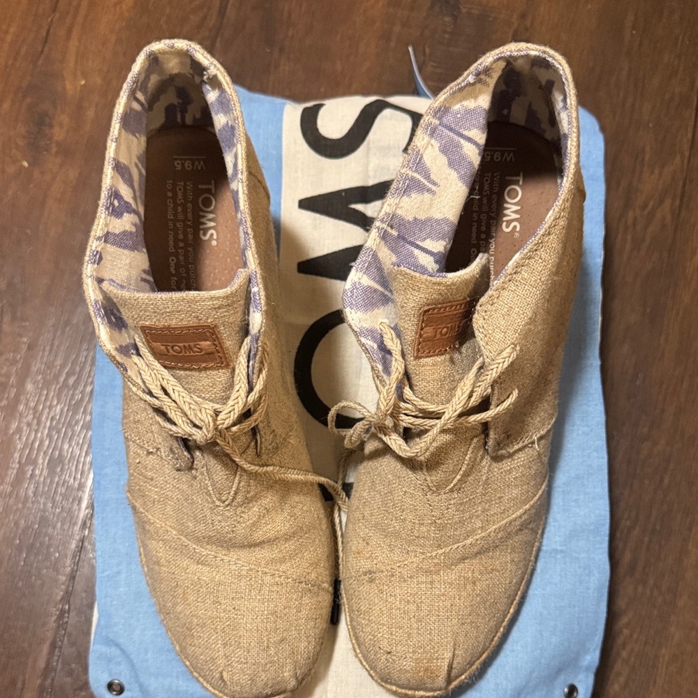 Toms Tan Ankle Boots